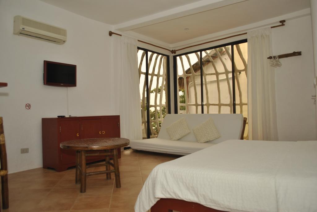 Artista Beach Villa Balabag (Boracay) Quarto foto